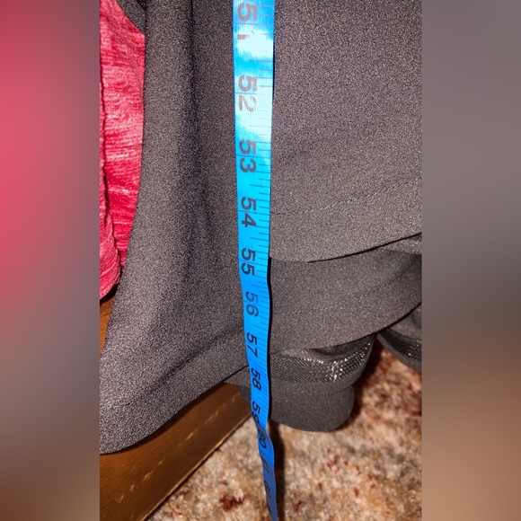 Betsy & Adam Women's Long Halter Crepe Tiered Ruffle Gown NWT Size 2 - Picture 16 of 16